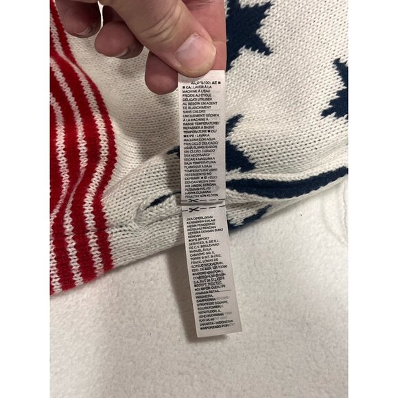 Old Navy Stars Stripes USA Pom Beanie Hat Red White Blue Knit One Size - Picture 5 of 7